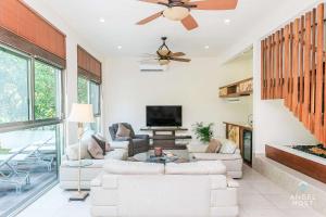 Gated Playacar Villa with Pool Near 5th Avenue