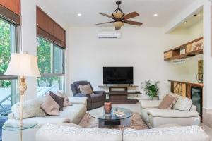 Gated Playacar Villa with Pool Near 5th Avenue