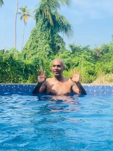 The black monkey villa