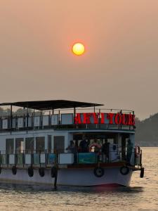 Trinetra Boat House - Dormitory