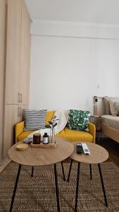 Modern Thissio Studio - Near Acropolis - Quiet