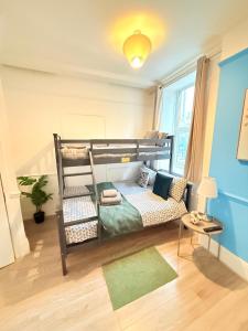 Wandsworth Guest Studio 64
