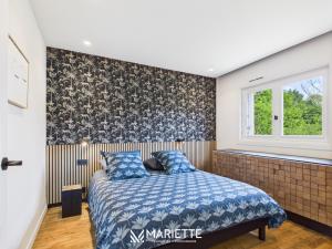 -TY TAD - Magnifique Chaumiere entierement renovee