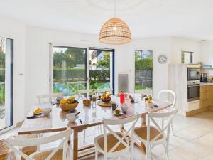 -ODILE- Grande maison a Cap Coz proche plage