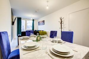 2-Bed 2-Bath Flat - Free Parking - Elizabeth Line