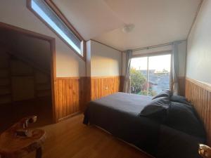 Arriendo amplia casa de 4 habitaciones y 2 baños