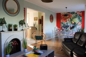 Port Winston free parking