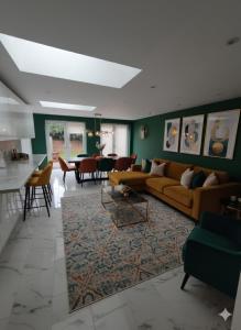 Discounts for Weekly and Monthly Stays-5BR-3Baths-Contractors