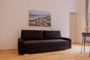 Bright and Cozy 2-Bedroom Apartment in Vienna