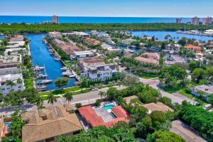 Waterfront Unit #3 20 Min Walk to Beach and Shops