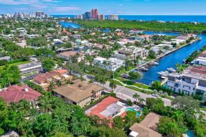 Waterfront Unit #3 20 Min Walk to Beach and Shops