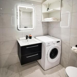 Király Apartment Unit 4