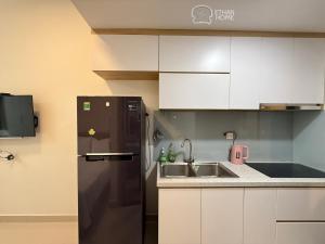 Luxury RiverGate AP 5mins to Ben Thanh, Bui Vien