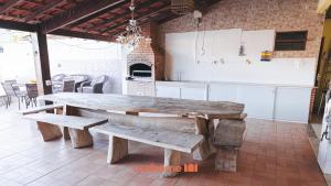 Suite em Guriri Norte com Piscina e Churrasqueira