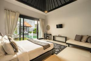 Bali Art – 3BR Private Pool Villa in Berawa Canggu