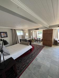 Barefoot to the Beach