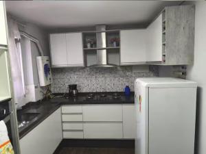 Apartamento completo para até 5 pessoas-Prox Penedo