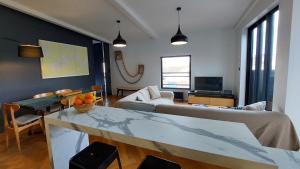 Appartement spacieux 3 chambres avec terrasse - Chartrons