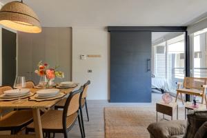 con Estacionamiento lavadora gym y piscina