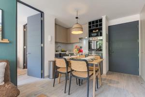 con Estacionamiento lavadora gym y piscina