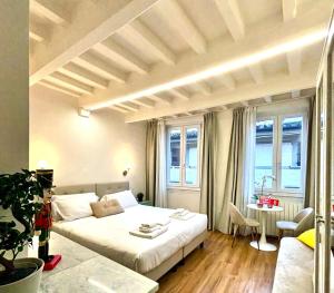 Charming & Spacious Florence Apartment