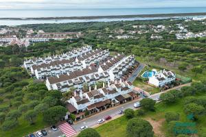 Preciosa casa con piscina y golf