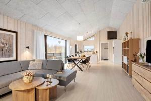 TV1704-Albaek-Hyldebaervej-19