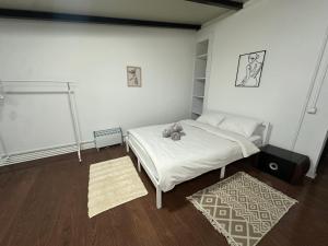 Private Entrance Cozy Studio