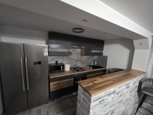 Cabana La Poalele Giumalaului