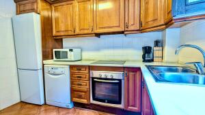 EVH123 Casa adosada con piscina comunitaria