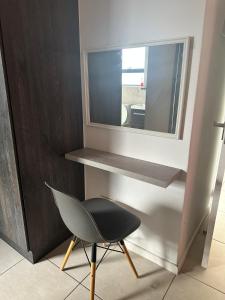 Urban retreat Fully Furnished Apartment