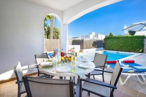 Villa Roig by Villa Plus