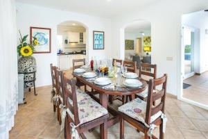 Villa Estribor by Villa Plus