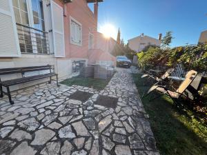 Lavea Sun Luxury Retreat