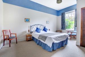 13 Bed in Tattingstone oc-tat26