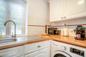 2 Bed in Govilon oc-u32754