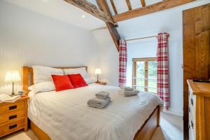 2 Bed in Govilon oc-u32754