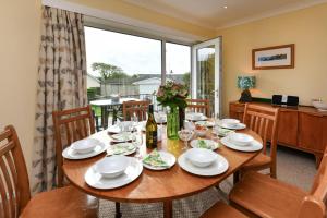4 Bed in Pwllheli oc-10llwy
