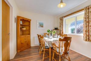3 Bed in Padstow oc-p00105