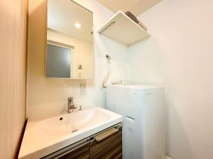 Shinjuku Center 2 Singles Cozy Apt, Free WiFi