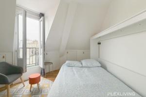 Studio near the Louvre in the historic center of Paris
