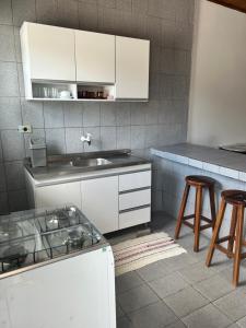 Quitinete 3 na Rua da Pedra - Itapema do Norte