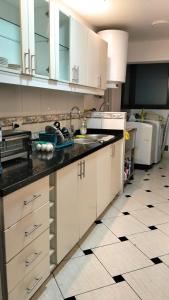 Superhost Modern 3BR 3BA in Central Miraflores