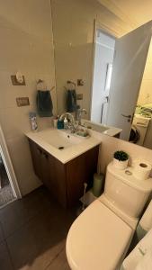 Condo Quillota Hermoso Depto centro con estacionamiento