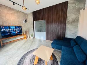 Modern Elephant Lagoon Villa