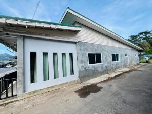 Modern Elephant Lagoon Villa