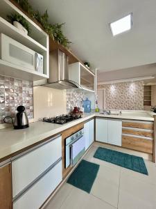 Luxurious Apartment, 3 en-suites, spacious, Itapema