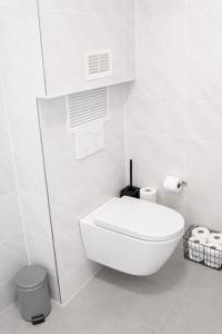 Riviera Blue Studio with Sea View, Balcony, Pool