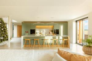 5 Bed in Marwood oc-e32631