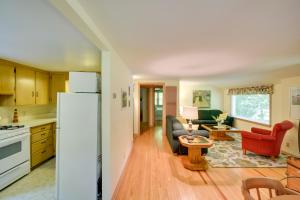 The Carriage House Walk to Peninsula State Park